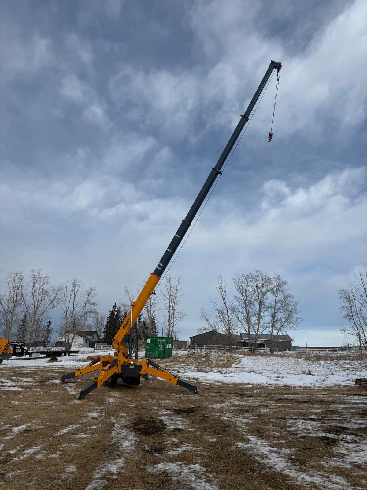 Mini crane photo 10