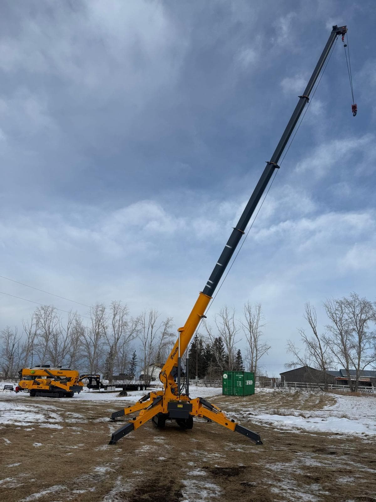 Mini crane photo 13